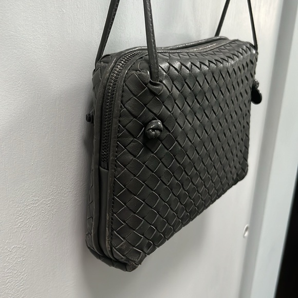 Bottega Veneta Nodini Intrecciato Crossbody Bag Grey - Picture 4 of 9